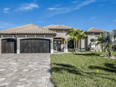 Sarasota roofing company, replace and repair image