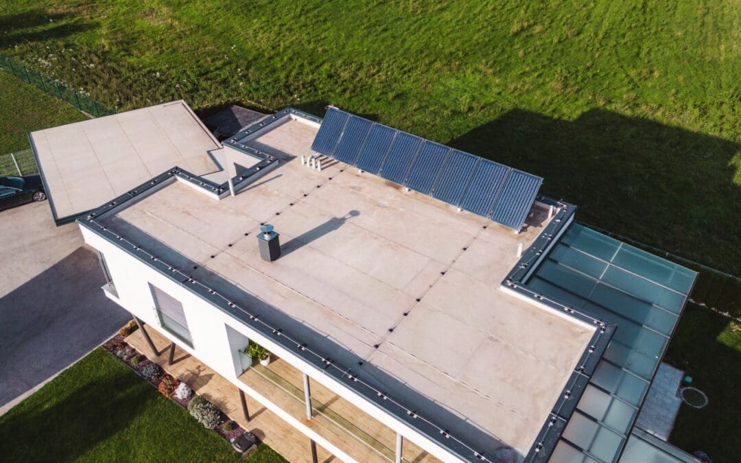 Tips for Maintaining a Flat Roof: Residential and Commercial Buildings in Florida